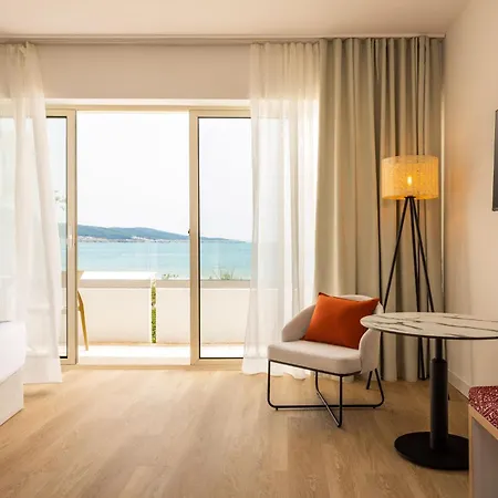 Aluasoul Sunny (adults Only) Otel 4*