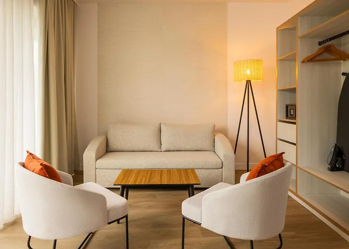 מלון Aluasoul Sunny (adults Only) 4*